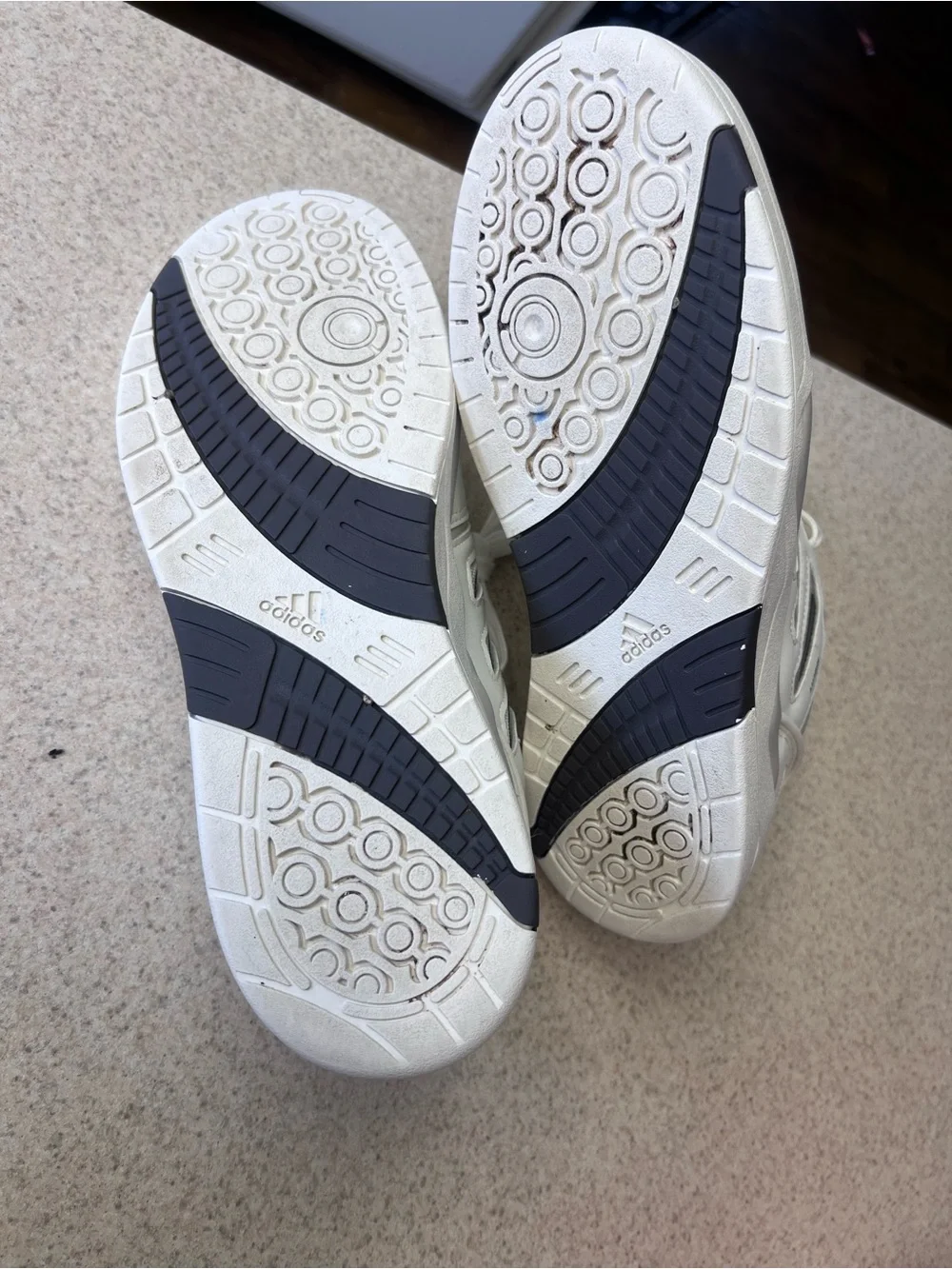 adidas low top